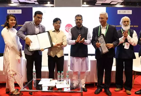 Launch of the ULLAS's Nav Bharat Saksharta Karyakram mobile app by Union Minister Dharmendra Pradhan